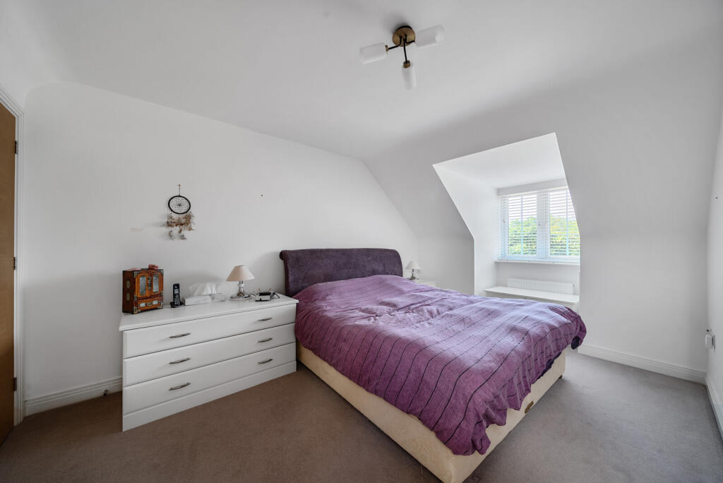 1345293-19-68aee1...