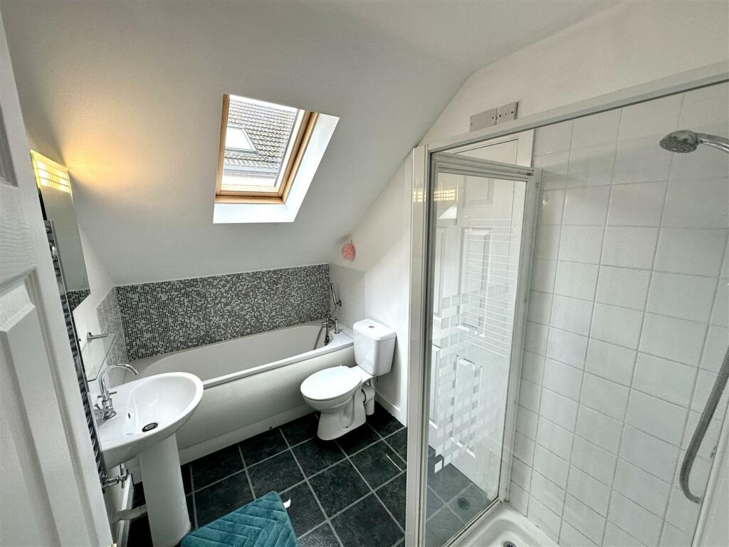 JACK AND JILL BATHROOM