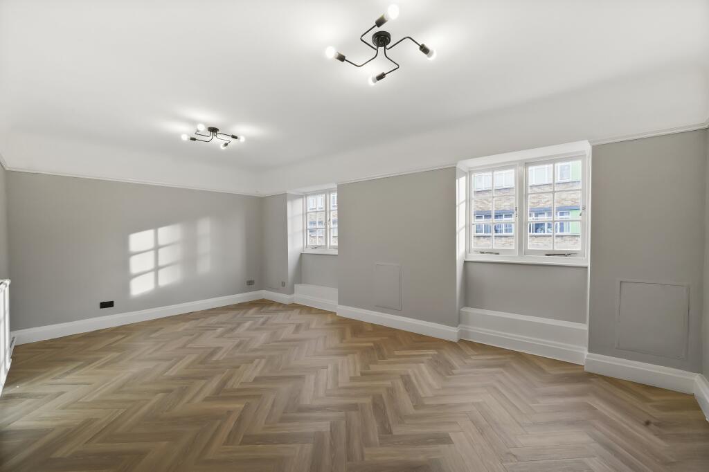 Flat 10, Richmond Ch