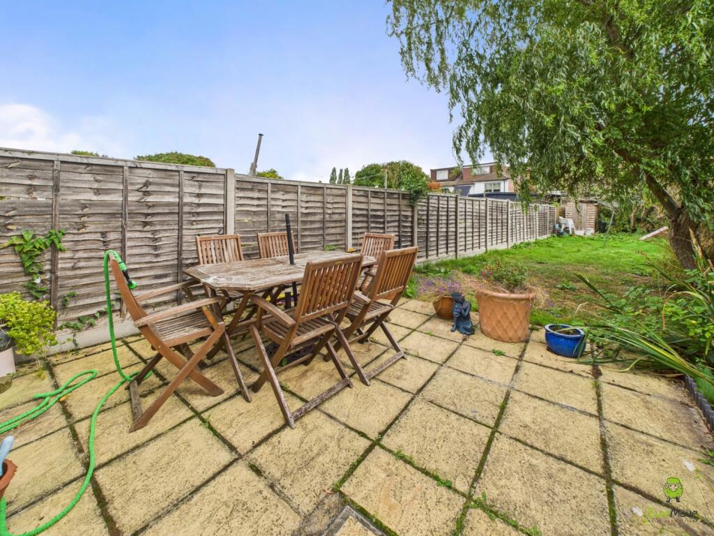 Presented by Clinton at EweMove Bexleyheath and Da