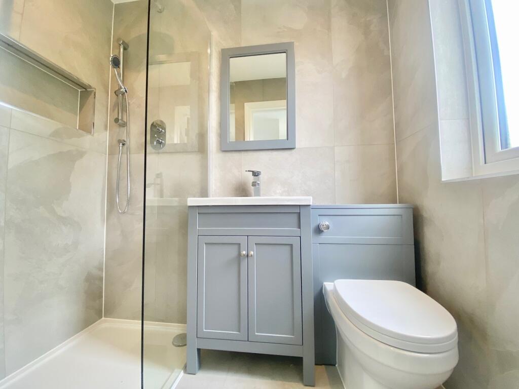 En-suite Bathroom