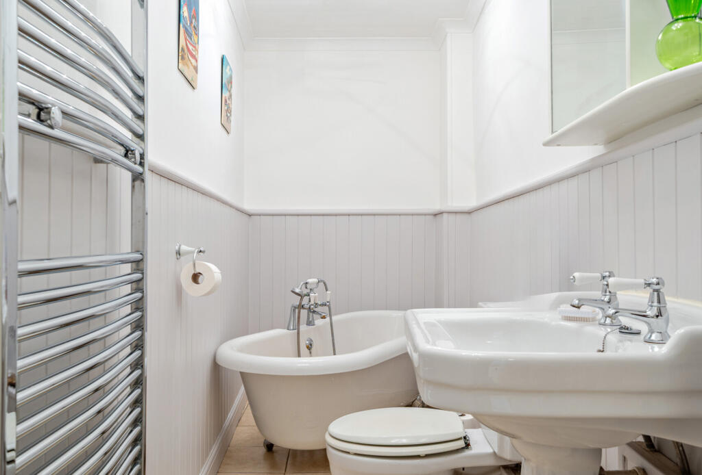 1289200-12-683983...