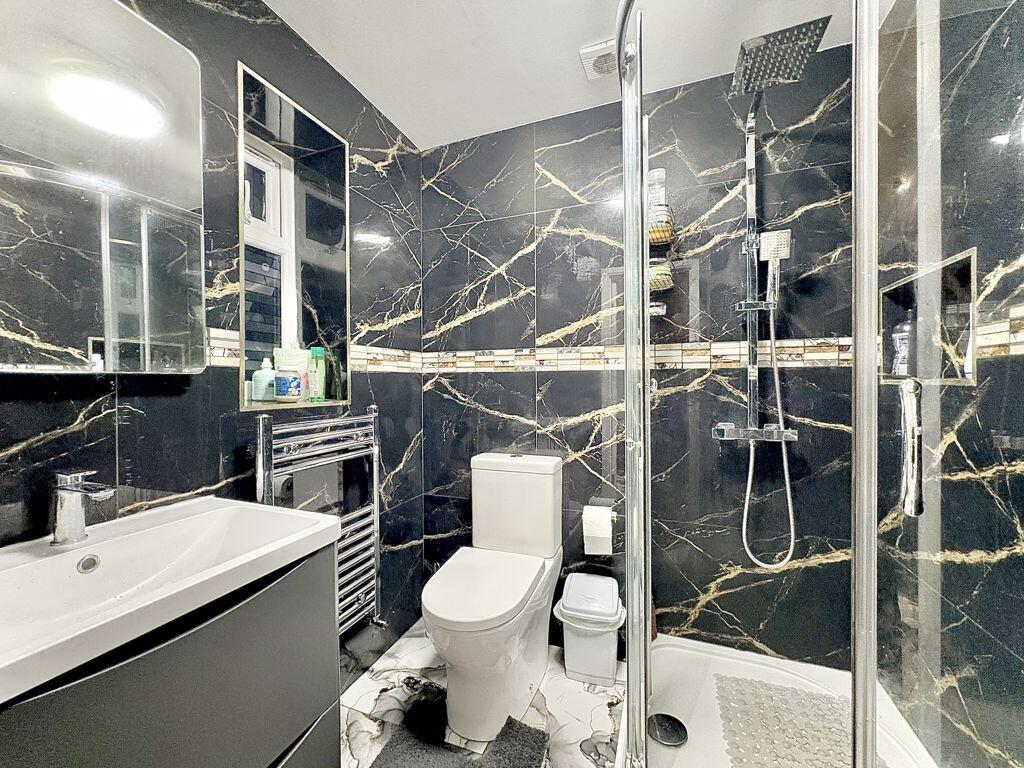 DOWNSTAIRS SHOWER ROOM