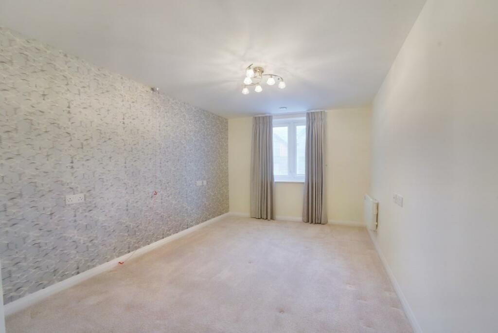 8541170-interior14 (Medium).JPG