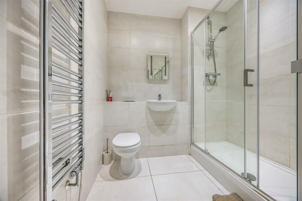2 Charlotte Avenue, Chichester-Small-PorticoMarket