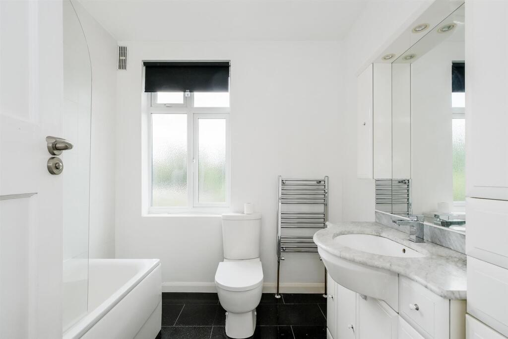 19 Crawley Road-21_web.jpg