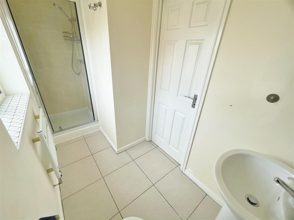 Bedroom One Ensuite