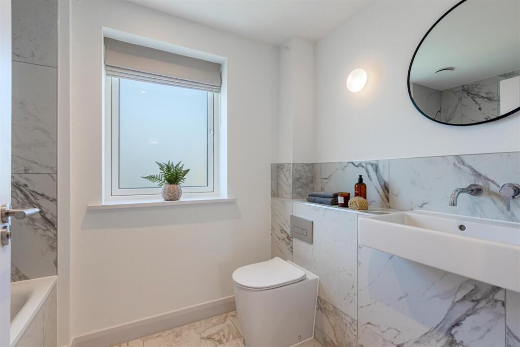 A36 - Ipplepen, New Homes at Rosemoor - 250922.jpg