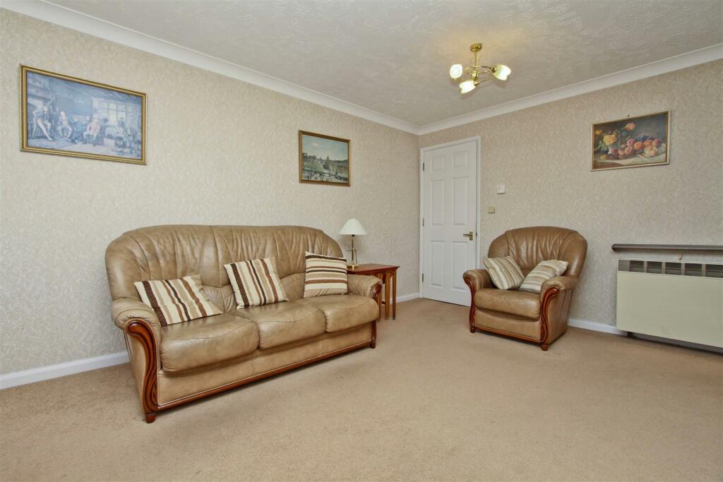Lounge #2