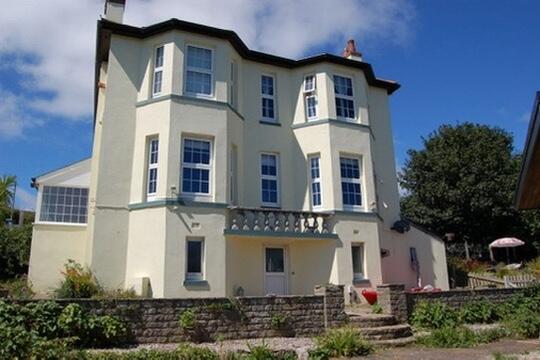 The Property with Bay Aspects 