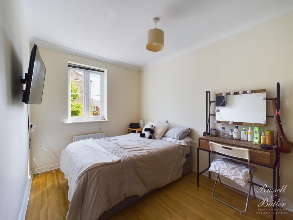 CAM02127G0-PR0172-STILL012