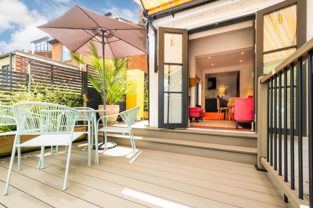 73 Queens Road-22.JPG