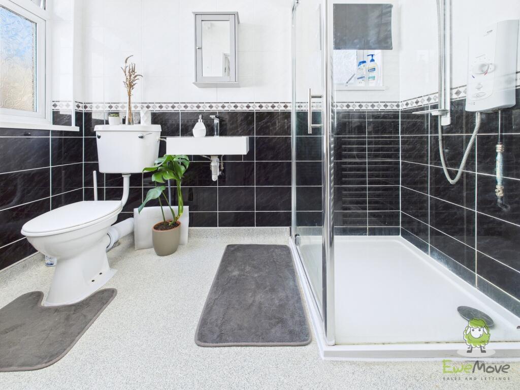 CAM01543G0-PR0145-STILL033