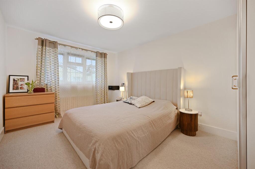 BCWH - 88, Corbet Close - Bedroom 1 (4).jpg