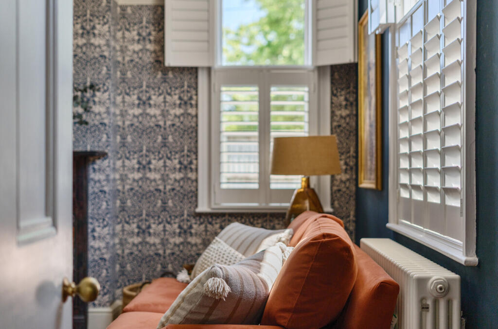 1305248-24-685410...