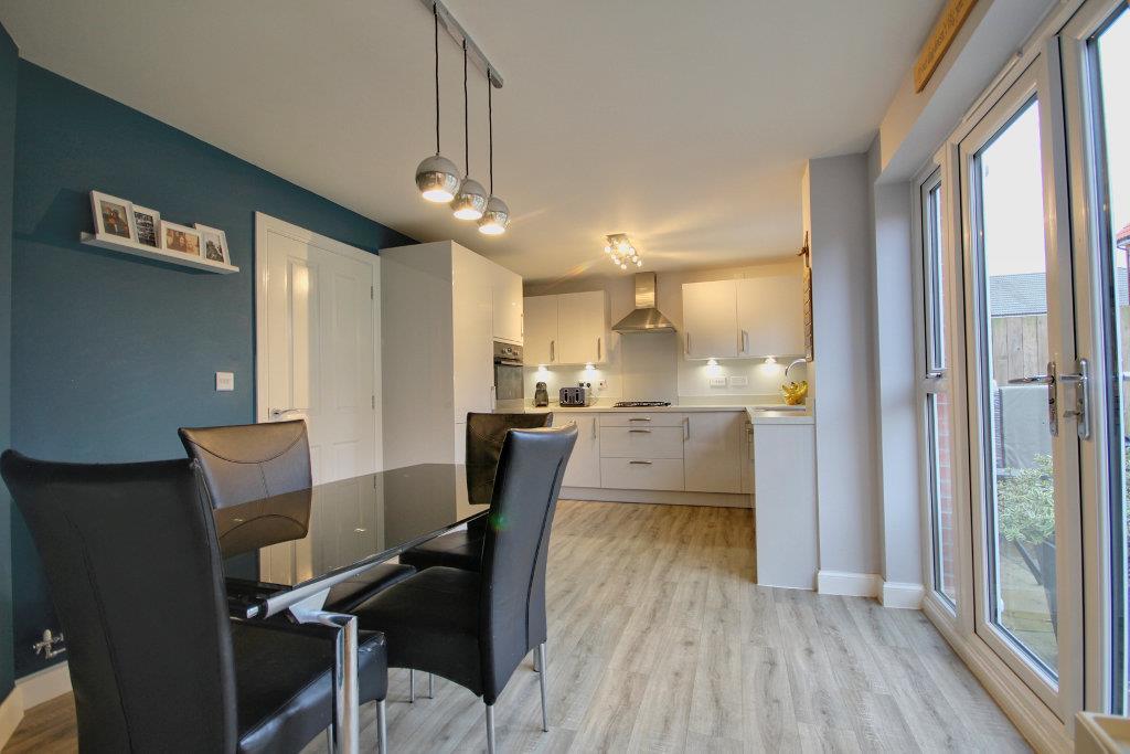 Superb Dining Kitchen