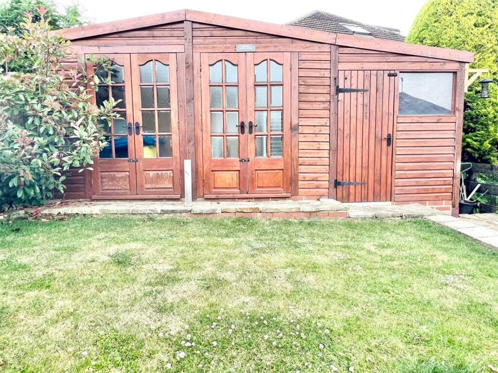 summerhouse.jpg