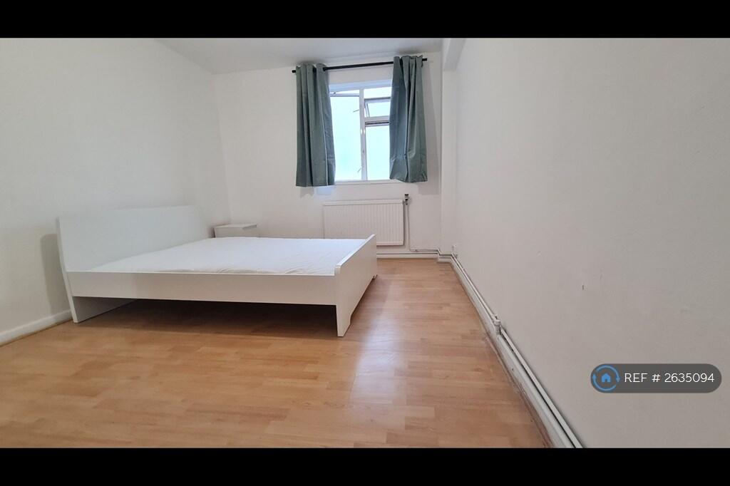 Double Bedroom
