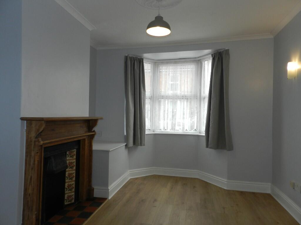 Cromwell Road, Rushden, Northamptonshire, NN10