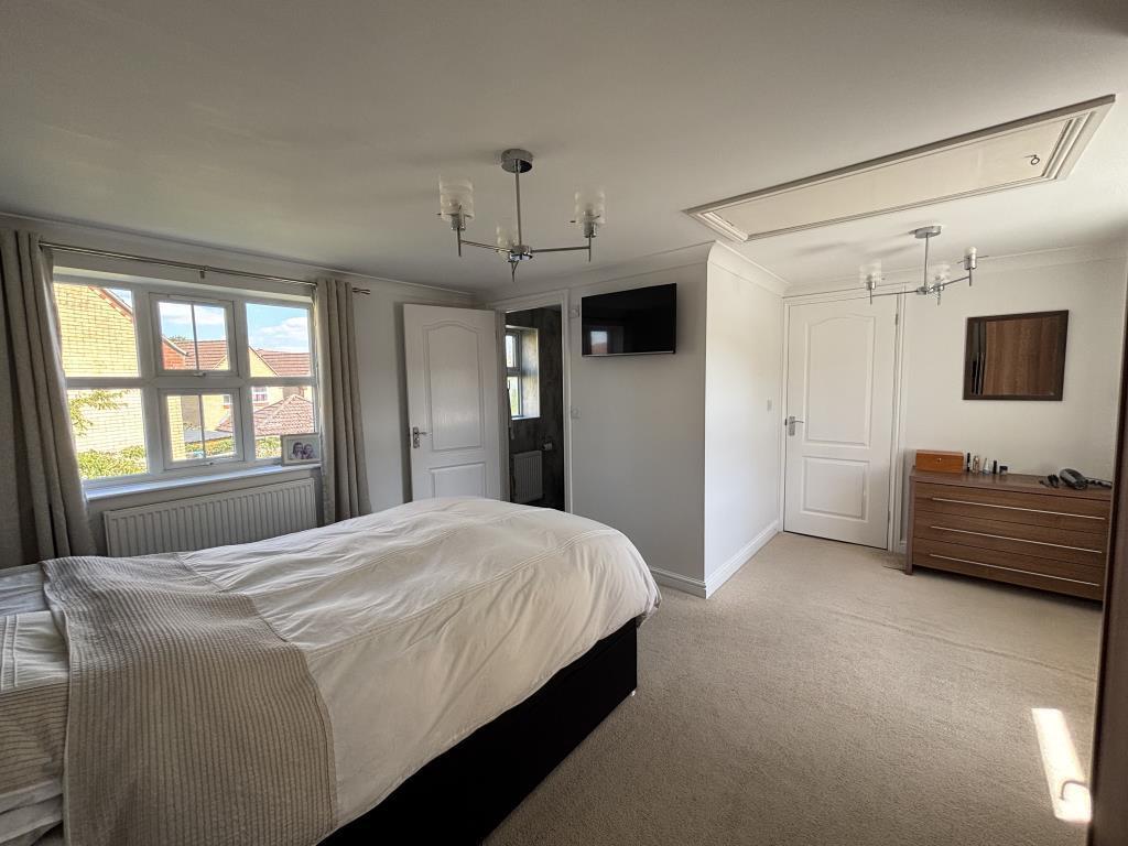 08- Bed1.jpg