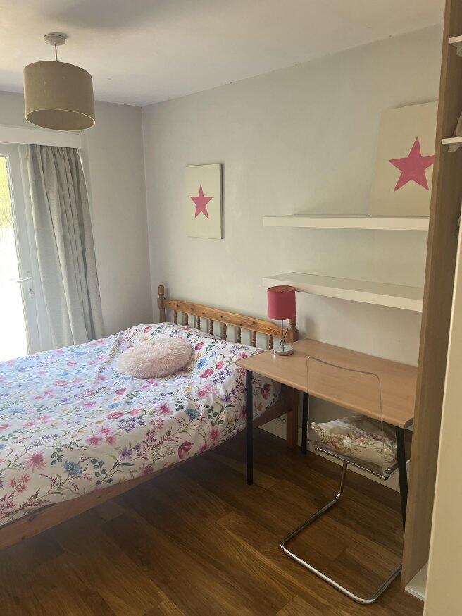 st-stephens-close-ct2-7hy-970576