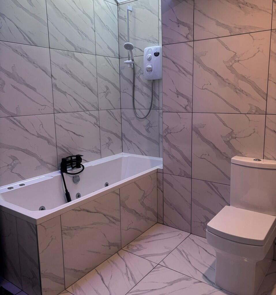 main bath 3