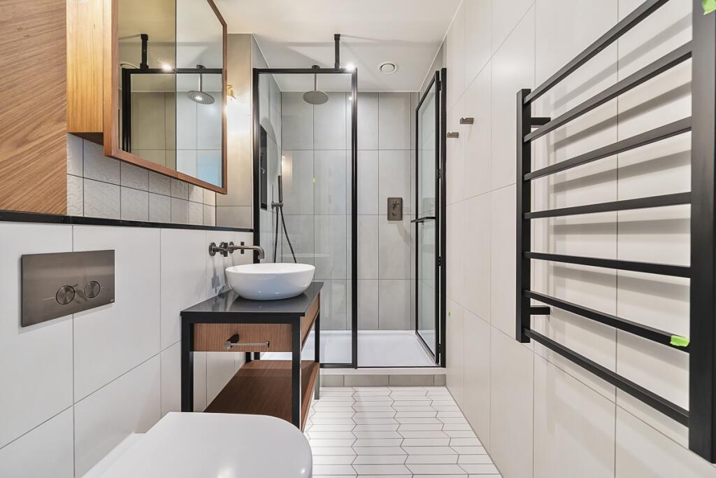 1331395-11-688241...