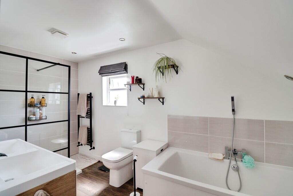 5af8f570-img_7577...