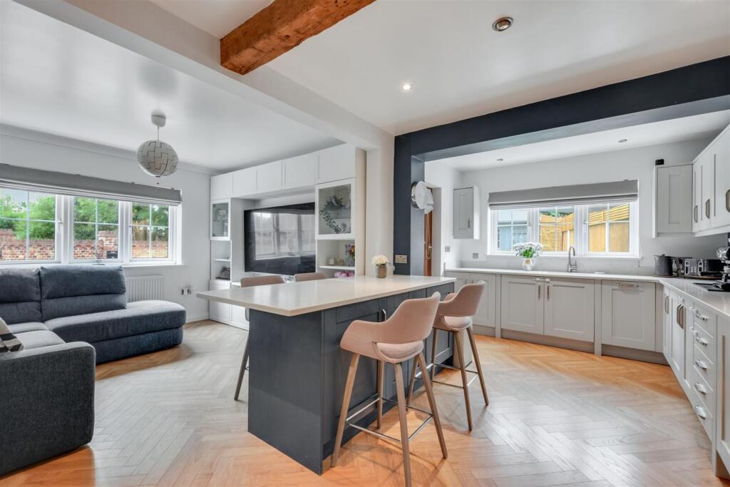 Open Plan Kitchen Diner