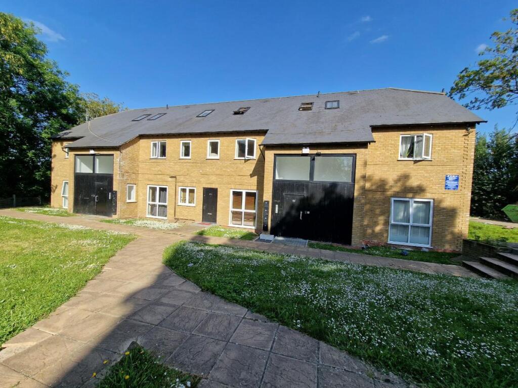 Warminster Road, London SE25 4FD
