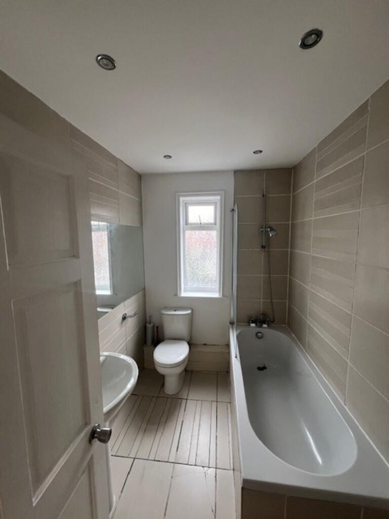 hammett3bath