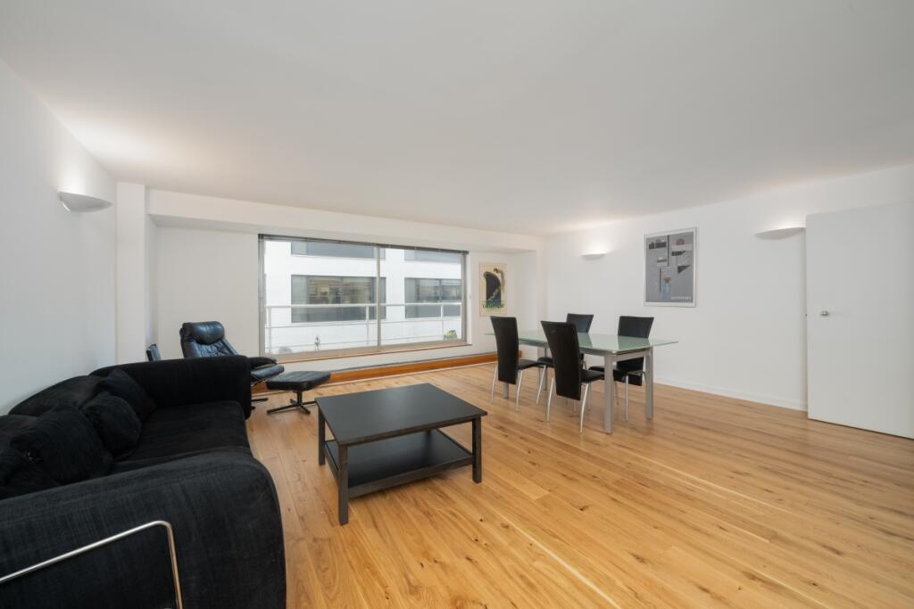 Cinnamon Wharf 21...