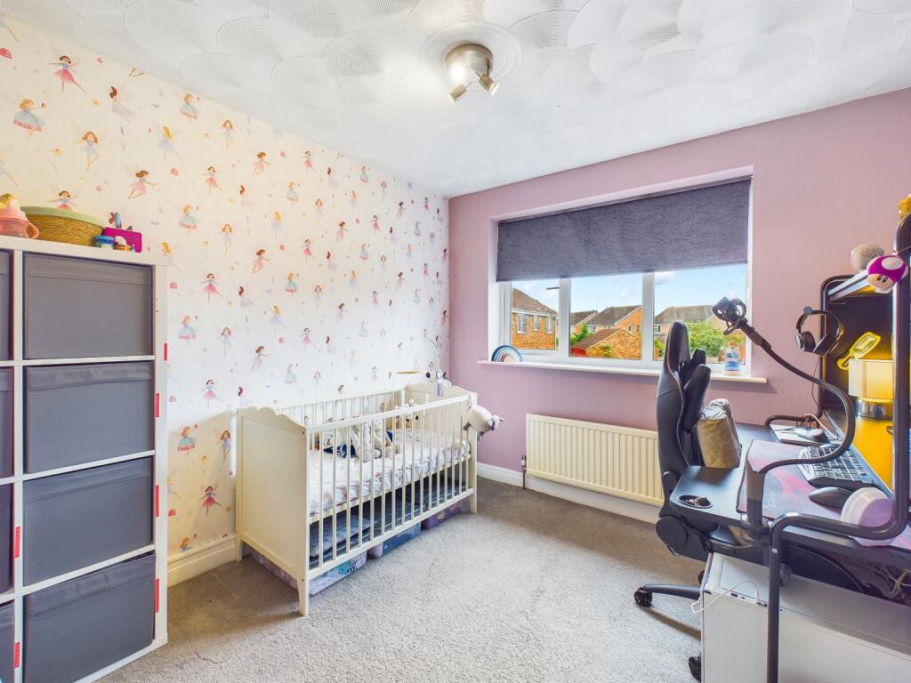 CAM03162G0-PR0130-STILL026