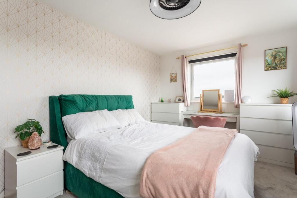 Falconers Court-8.jpg