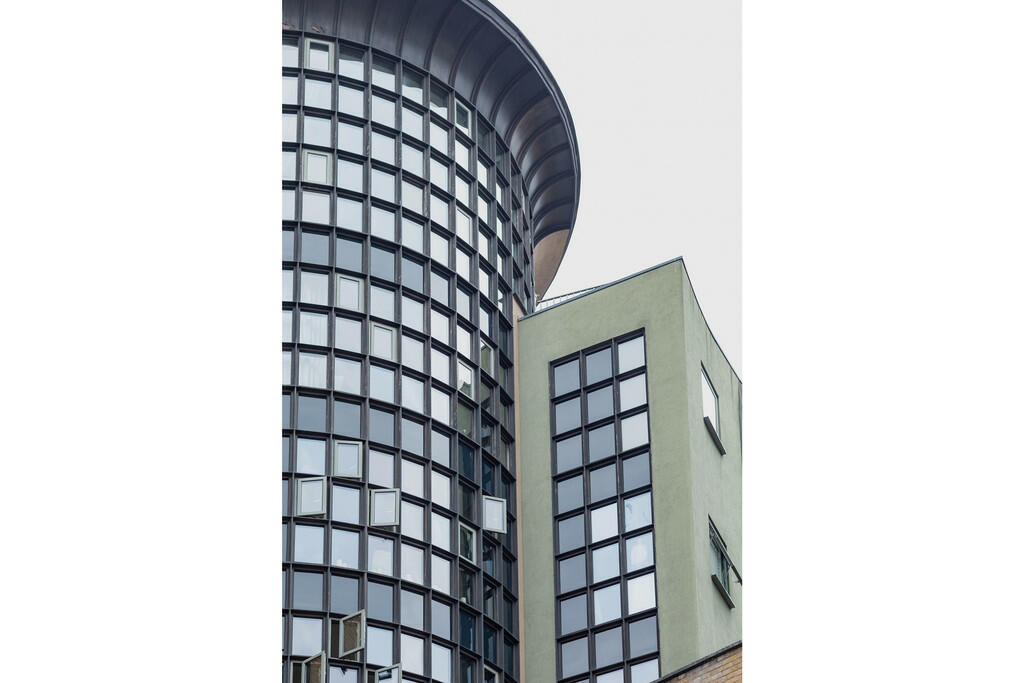 11 Victor Wharf, ...