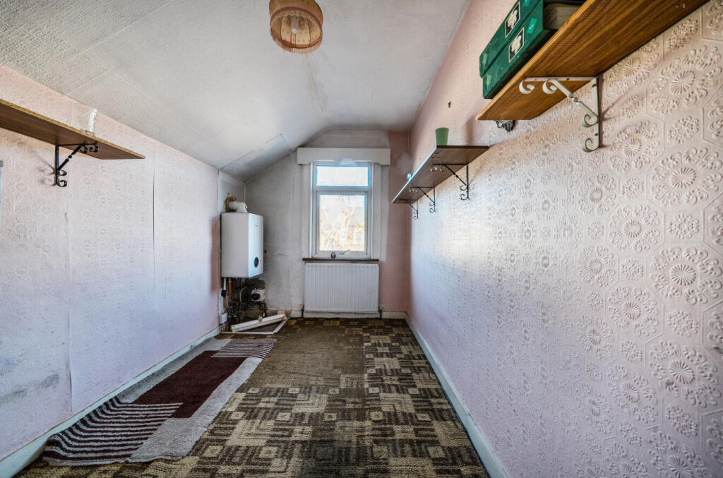 1383645-20-69204a...