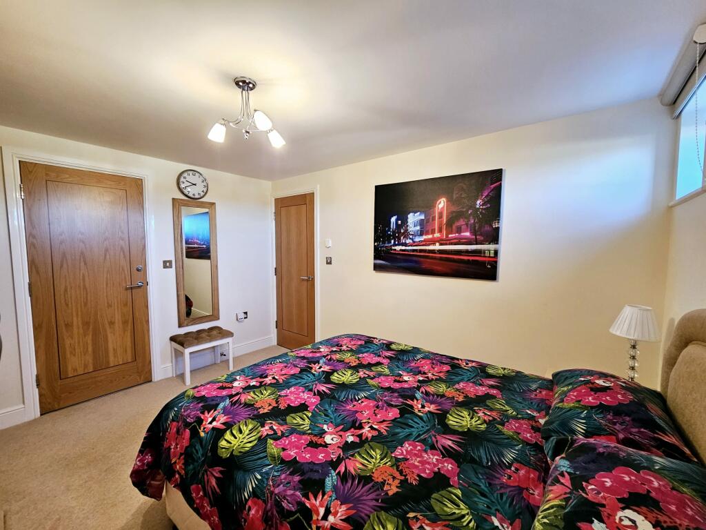 8ea4c11d-e260-45bf-ac5e-200b0af8beb9