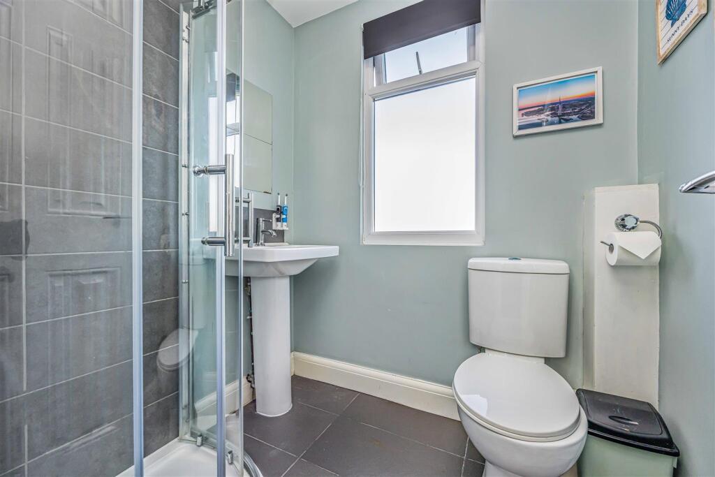67 Cobden Avenue, Portsmouth-Small-PorticoMarketin