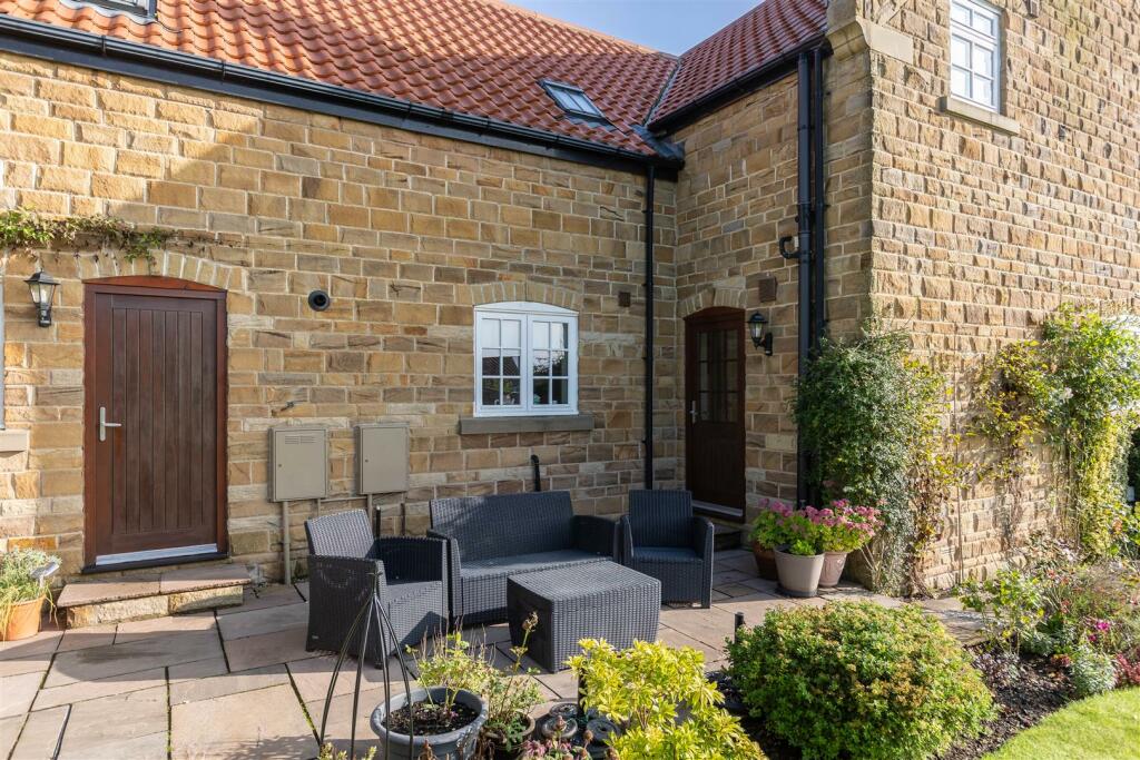 Thornton View 8 External-11.jpg
