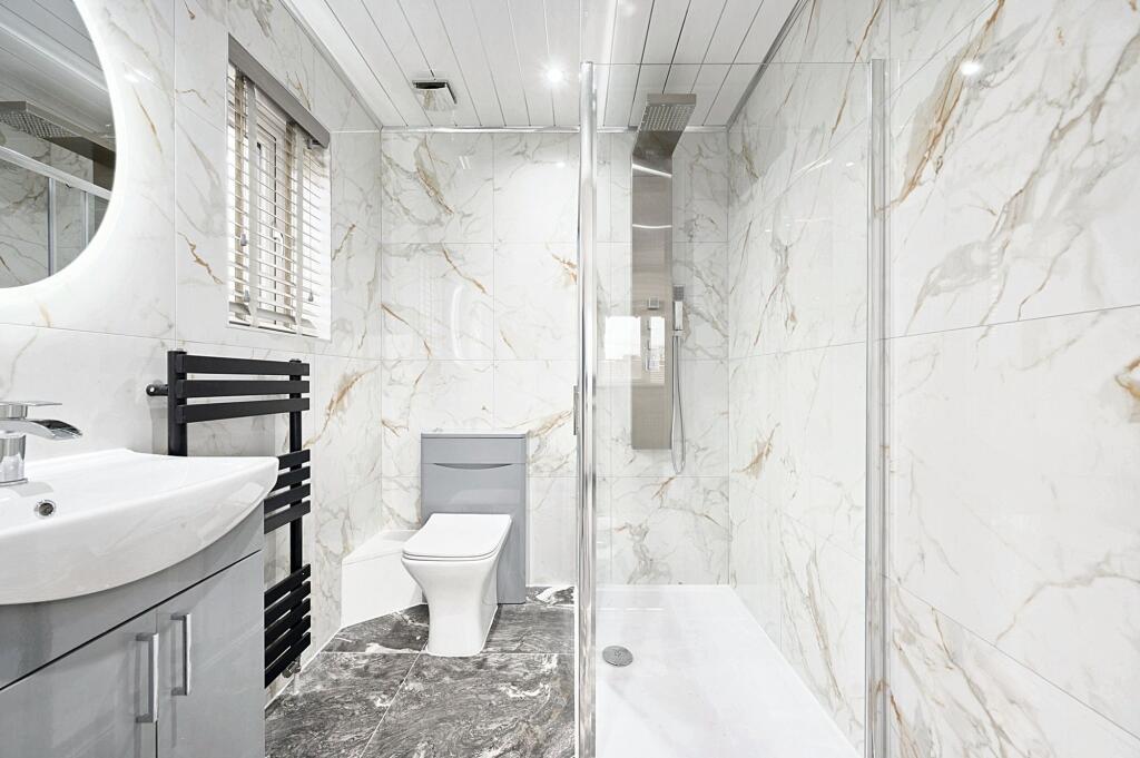 Downstais Shower Room