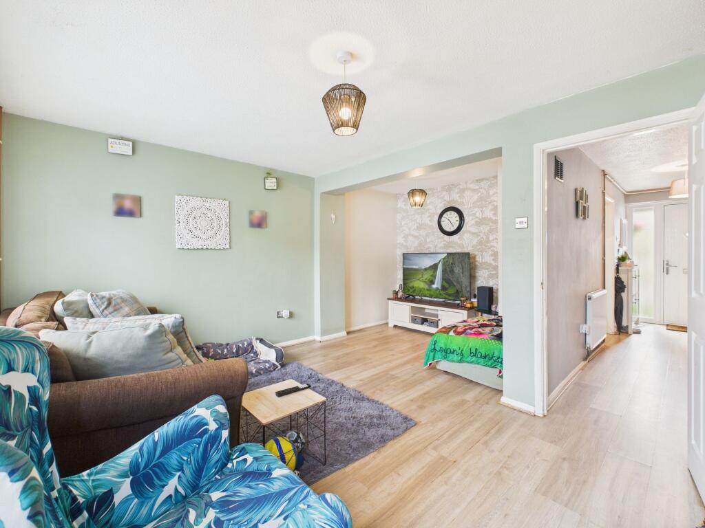 Sitting/Dining Room