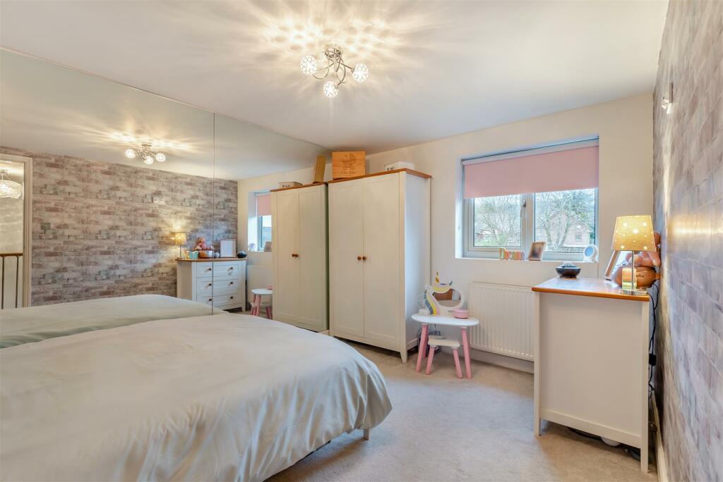 8632185-interior14.jpg