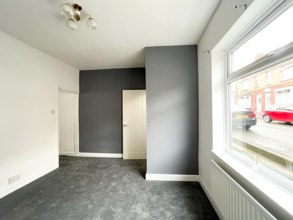 Gladstone Street EweMove-4