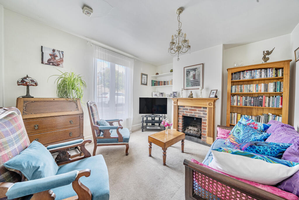 1348399-16-68bef6...