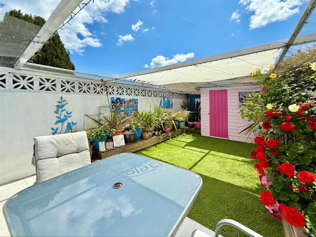 Outside Patio Towards Shed.JPG