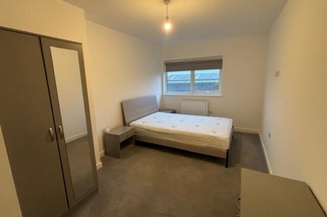 19 lincoln bed 2