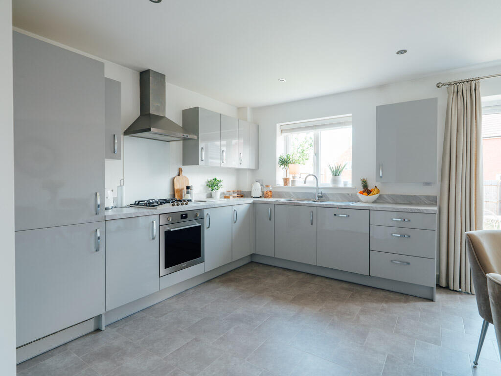 Kitchen / Dining Room