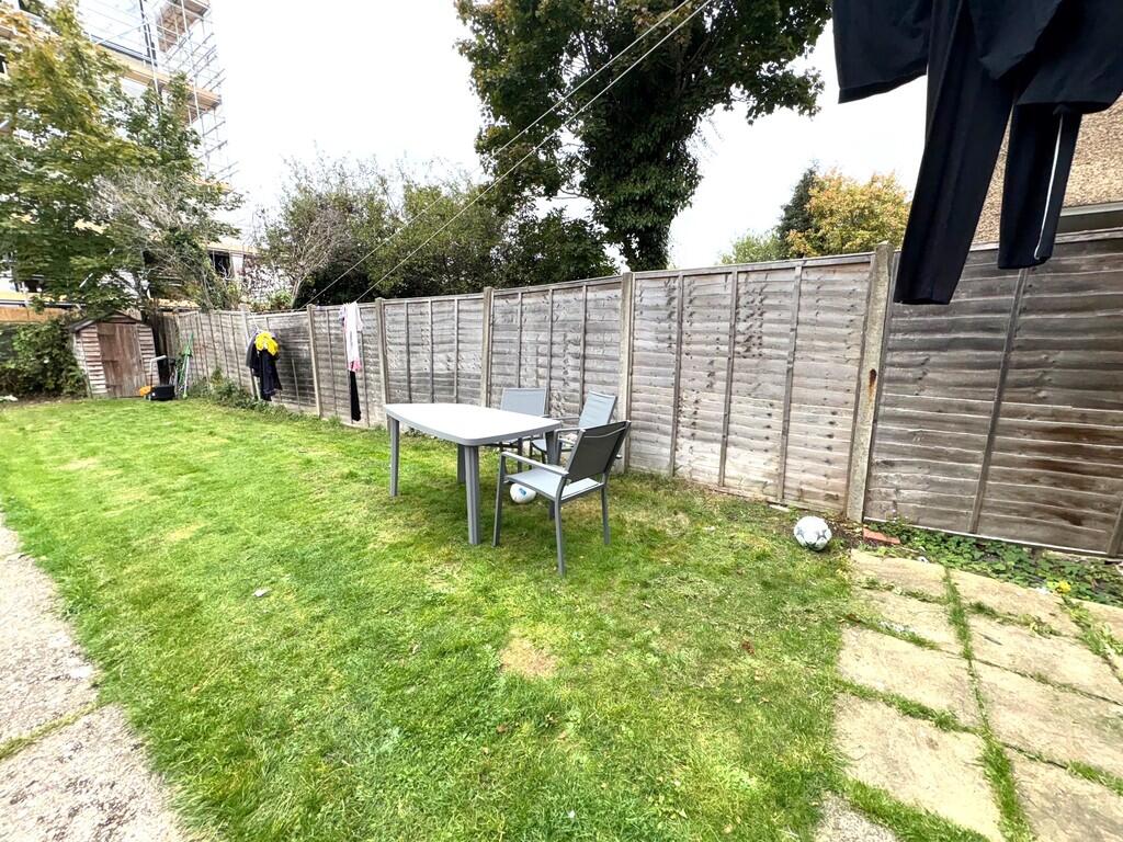 92BeechcroftGarde...