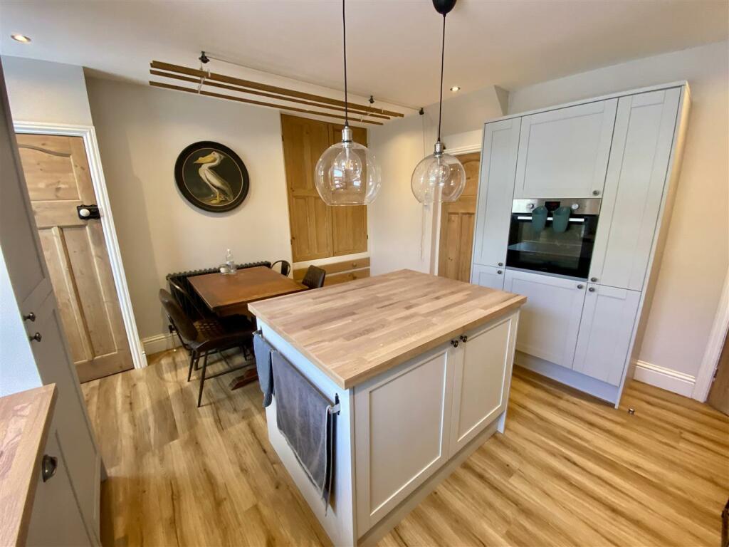 Bramleys Estate Agents - Chapel Street - Mirfield 