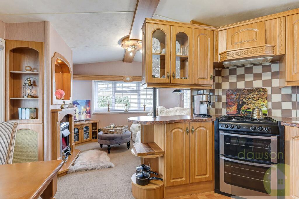 Lounge/Kitchen